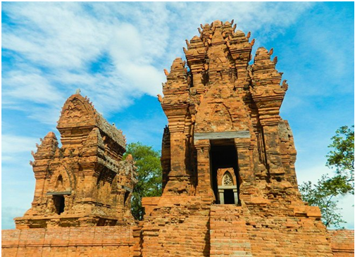 India considers funding tower improvement in Ninh Thuan